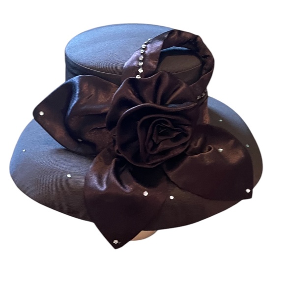NWOT Italia Exclusive Bowknot Elegant Women\'s Brown‎ Church main image 5